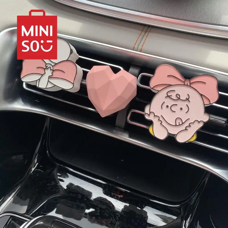 Kawaii Cute Snoopy Car Aromatherapy Cartoon Car Air Conditioning Vent Creative Personalized Decorations Car Accessories Toy Gift
Kawaii Cute Snoopy Car Aromatherapy Cartoon Car Air Conditioning Vent Creative Personalized Decorations Car Accessories Toy Gift