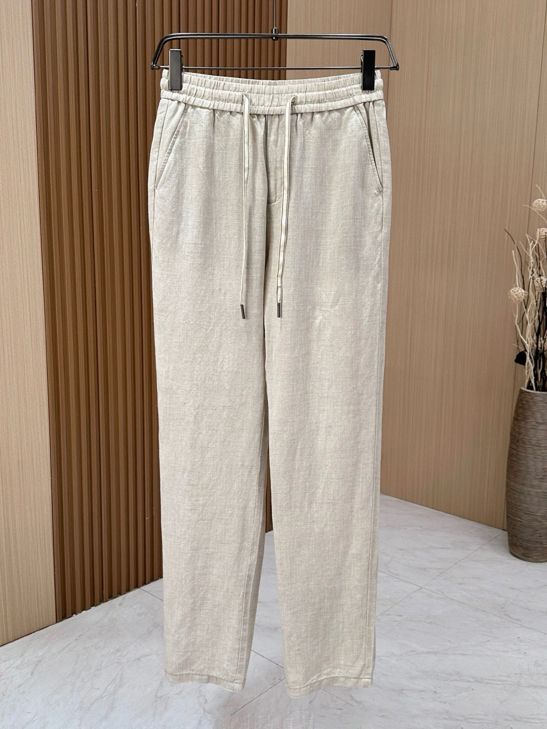 Ligentleman Summer Casual Pants Men's Straight Leg Trousers mid Waist Business Style Fashionable Urban Loose Fit Long Trousers
Ligentleman Summer Casual Pants Men's Straight Leg Trousers mid Waist Business Style Fashionable Urban Loose Fit Long Trousers