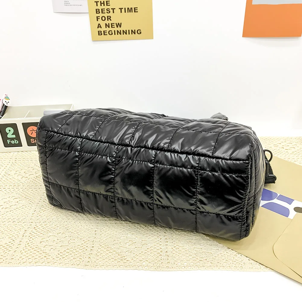 Women Top-Handle Bags Women Pure Color Nylon Crossbody Bag Casual Ladies Large Capacity Shoulder Bags for Shopping Travel
Women Top-Handle Bags Women Pure Color Nylon Crossbody Bag Casual Ladies Large Capacity Shoulder Bags for Shopping Travel