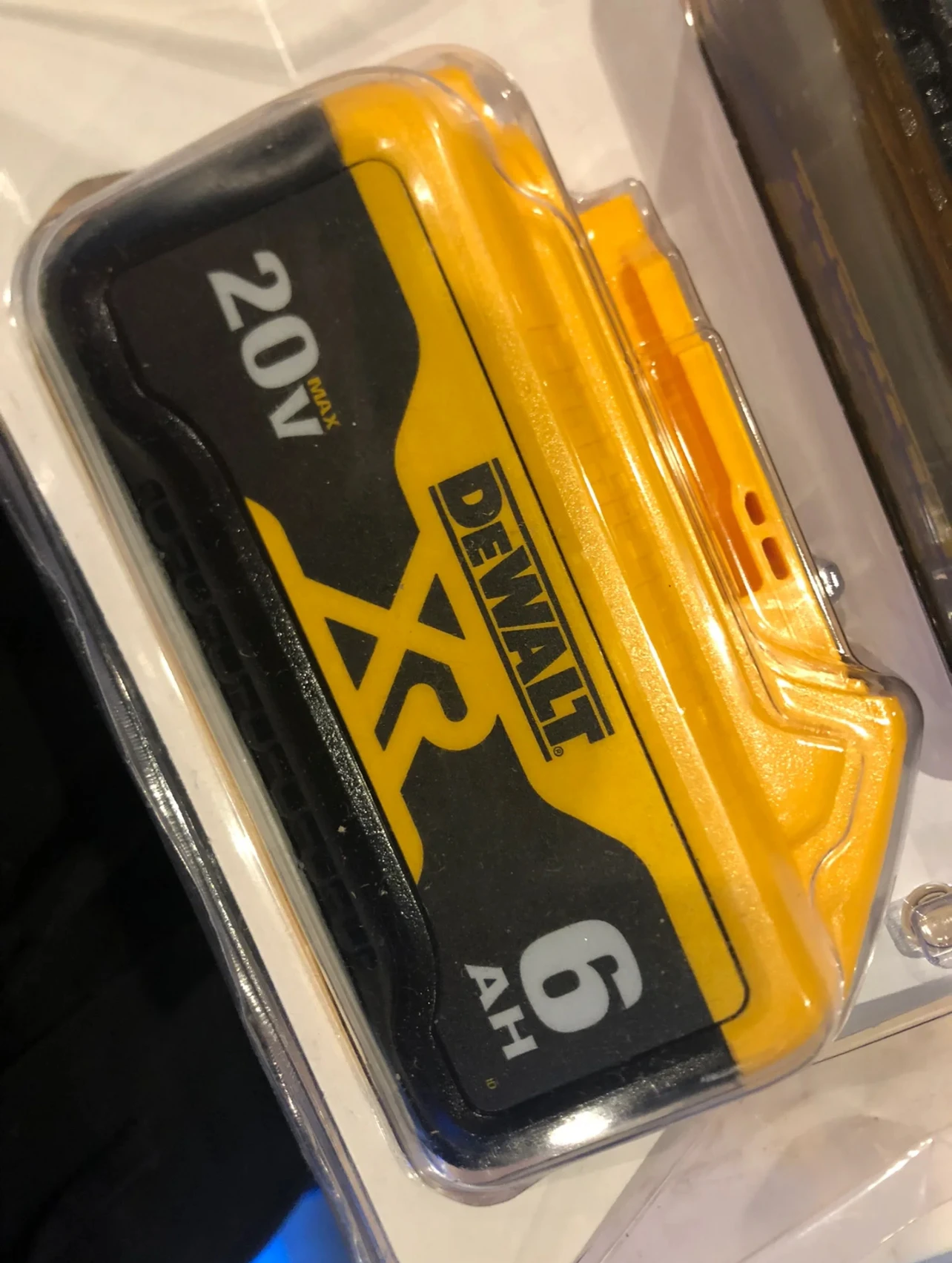 Dewalt 20V 6000MAh Rechargeable Battery BDC112 Charger Original Dewalt 220V DCB206 DCB205 DCB200 Tool Power Battery DCB609
Dewalt 20V 6000MAh Rechargeable Battery BDC112 Charger Original Dewalt 220V DCB206 DCB205 DCB200 Tool Power Battery DCB609