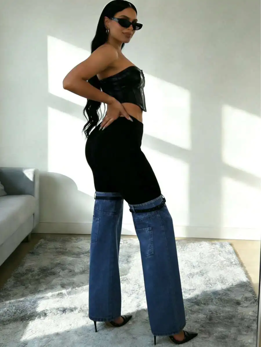 High Waist Patchwork Wide Leg Flare Jeans With Decorative Belt Straps
High Waist Patchwork Wide Leg Flare Jeans With Decorative Belt Straps