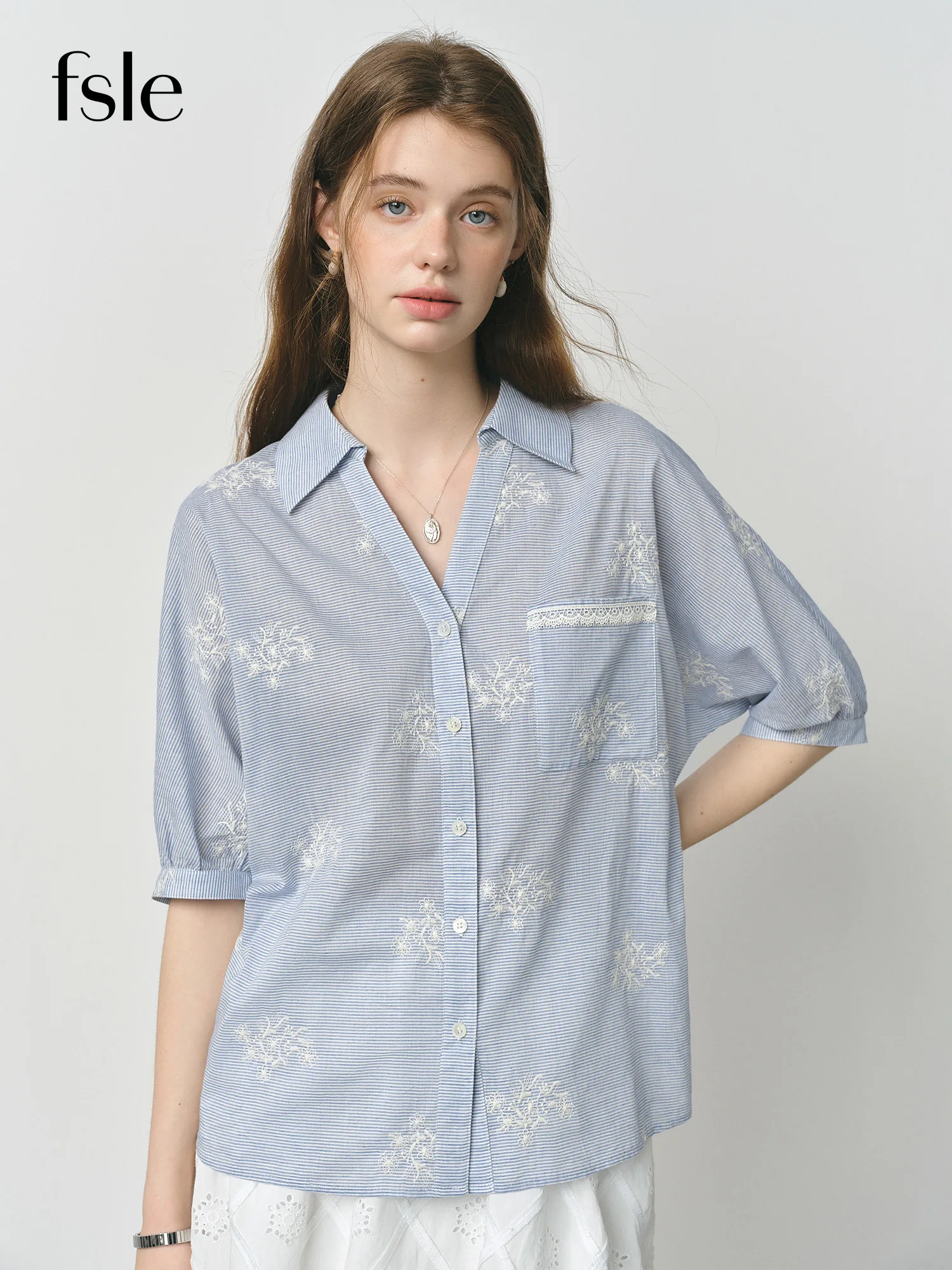 FSLE Summer Garden Embroidery Heavy Striped Shirt Women 2025 Summer New Back Hollow Top 25FS12883
FSLE Summer Garden Embroidery Heavy Striped Shirt Women 2025 Summer New Back Hollow Top 25FS12883