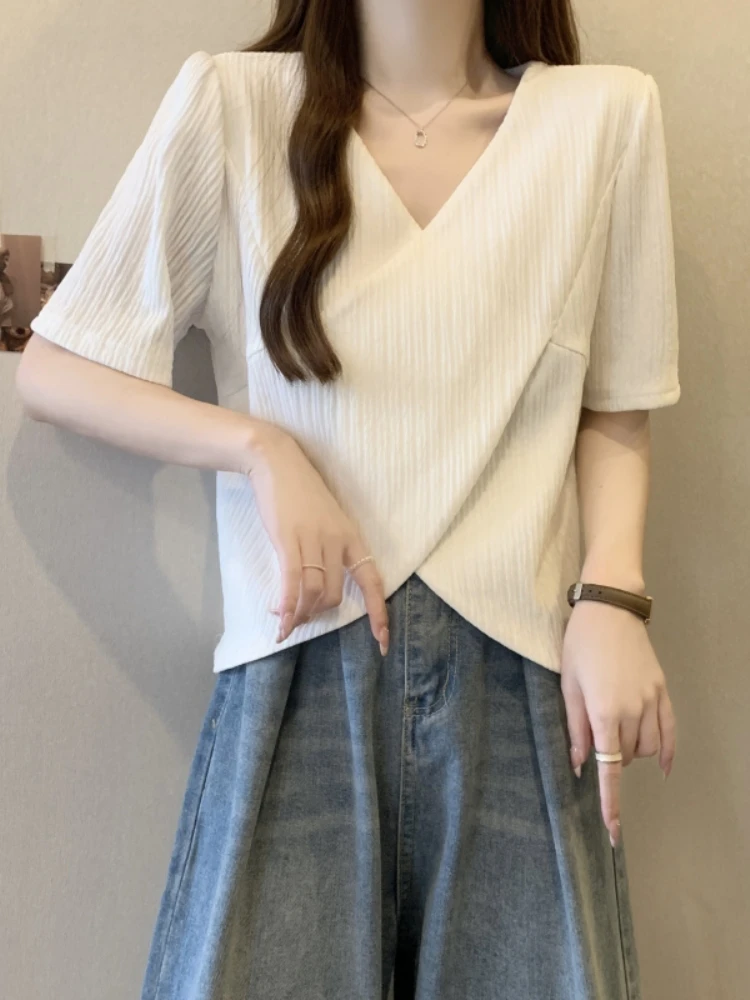 Asymmetric V-Neck Short Sleeve T-Shirt Women's Summer plus Size Slimming Design Korean Style Casual Creative Print Top
Asymmetric V-Neck Short Sleeve T-Shirt Women's Summer plus Size Slimming Design Korean Style Casual Creative Print Top
