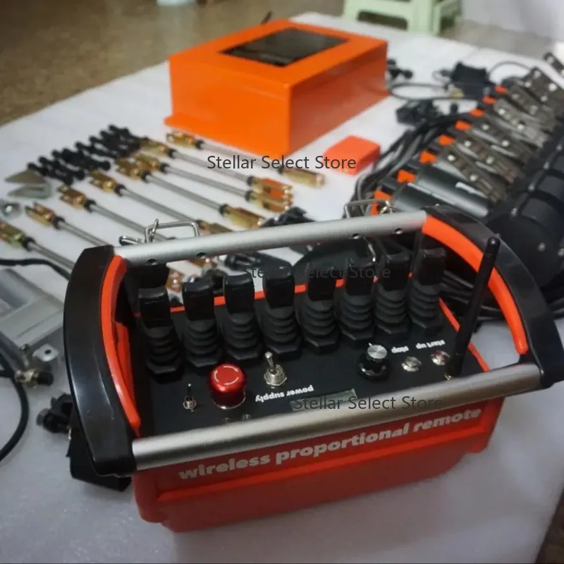 8 Joystick clutch motor wireless Proportiona remote control Crane
8 Joystick clutch motor wireless Proportiona remote control Crane