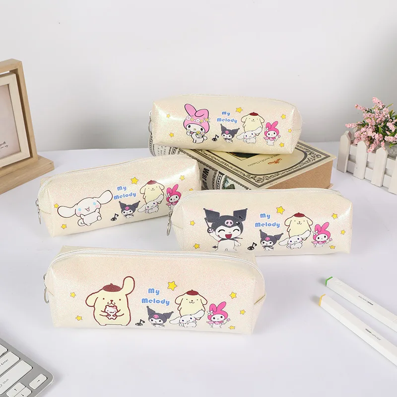 Пенал Sanrio Melody Cinnamoroll 12 шт./партия, милый чехол для карандашей, косметички, канцелярские принадлежности, Подарочные школьные принадлежности, подарки
Пенал Sanrio Melody Cinnamoroll 12 шт./партия, милый чехол для карандашей, косметички, канцелярские принадлежности, Подарочные школьные принадлежности, подарки
