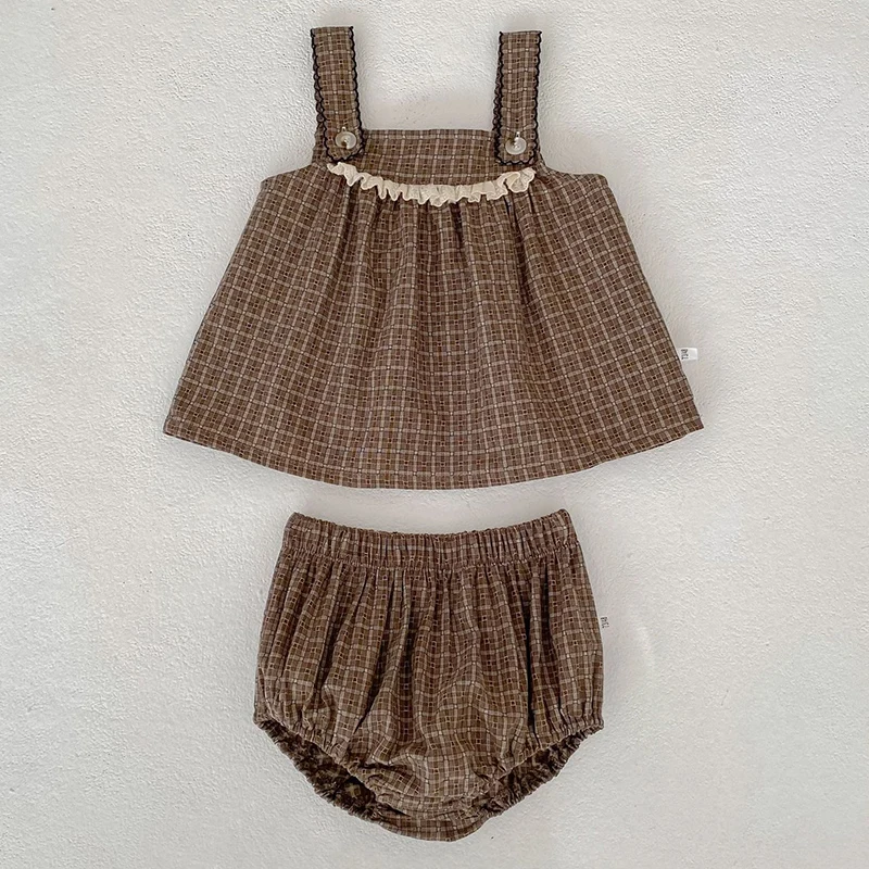 Новый летний комплект детской одежды 2026 года для девочек 0-3 лет: хлопковый жилет без рукавов в клетку + шорты-панталоны, костюм для малышей
Новый летний комплект детской одежды 2026 года для девочек 0-3 лет: хлопковый жилет без рукавов в клетку + шорты-панталоны, костюм для малышей