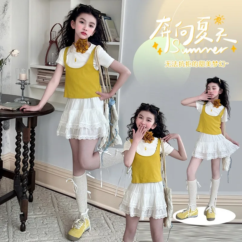 Girls Fake Two-piece Set 2025 New Summer Girls Korean Vest Short-sleeved Lace Small Skirt Two-piece Set
Girls Fake Two-piece Set 2025 New Summer Girls Korean Vest Short-sleeved Lace Small Skirt Two-piece Set