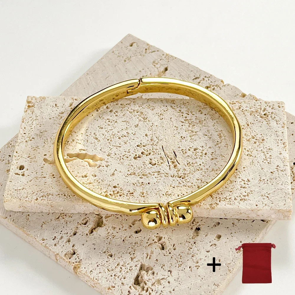 Exquisite U-NO Gold Open Bracelet, Adjustable Jewelry Gift, Spanish Fashion, High Quality, Hot Sale, Free Delivery
Exquisite U-NO Gold Open Bracelet, Adjustable Jewelry Gift, Spanish Fashion, High Quality, Hot Sale, Free Delivery