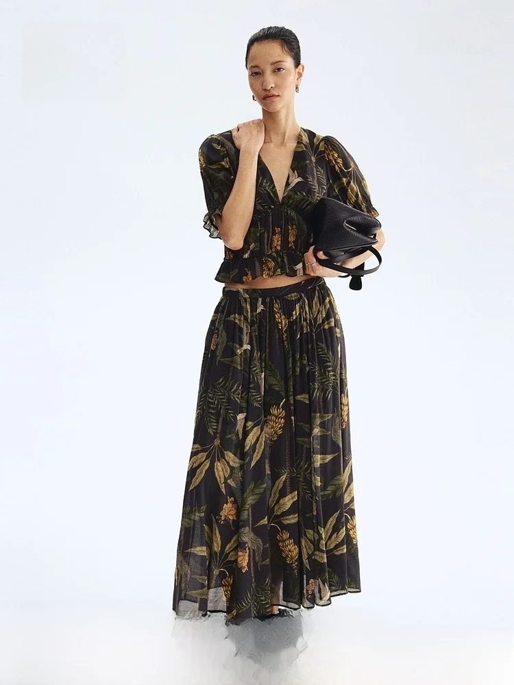 Новая весенняя женская юбка свободного кроя из смесовой ткани (вискоза и хлопок) А-силуэта с высокой талией H&M 330998
Новая весенняя женская юбка свободного кроя из смесовой ткани (вискоза и хлопок) А-силуэта с высокой талией H&M 330998