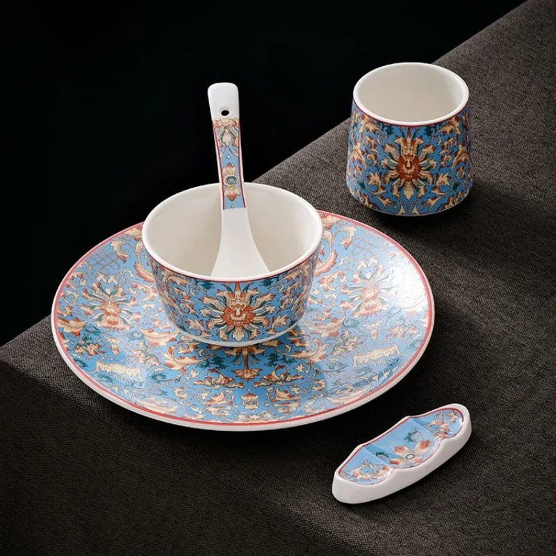 New Chinese Style Hotel Restaurant Tableware Set Retro Embossed Floral Ceramic Bowl Plate Spoon Four Five Piece Dinnerware Set
New Chinese Style Hotel Restaurant Tableware Set Retro Embossed Floral Ceramic Bowl Plate Spoon Four Five Piece Dinnerware Set