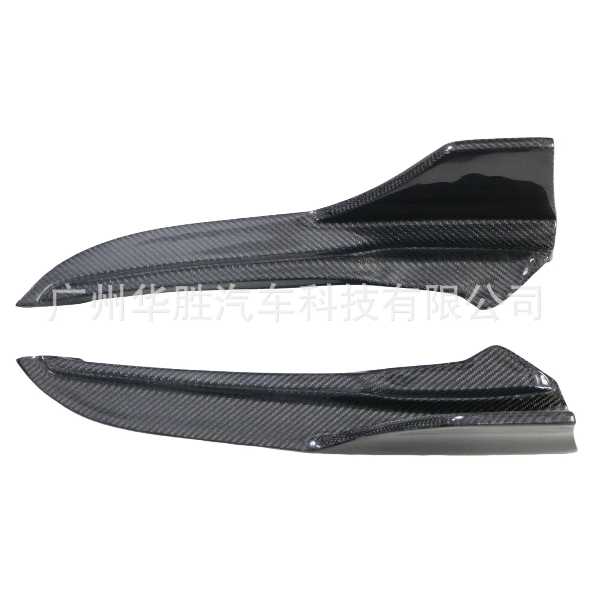 Suitable for Lexus IS300 Lexus IS rear lip spoiler rear angle carbon fiber tail lip new modification 
Suitable for Lexus IS300 Lexus IS rear lip spoiler rear angle carbon fiber tail lip new modification