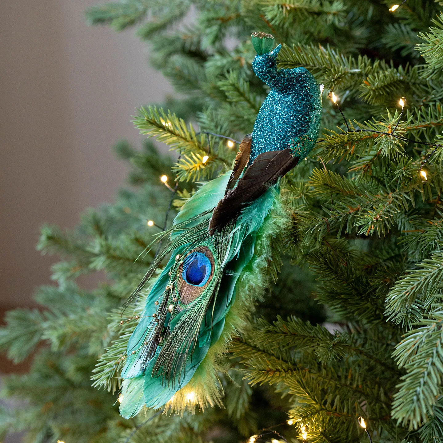 Glitter Christmas Peacock Ornaments Handmade Realistic Feather Birds Decor Simulation Bird Faux Peacock Feather Tree Decoration
Glitter Christmas Peacock Ornaments Handmade Realistic Feather Birds Decor Simulation Bird Faux Peacock Feather Tree Decoration