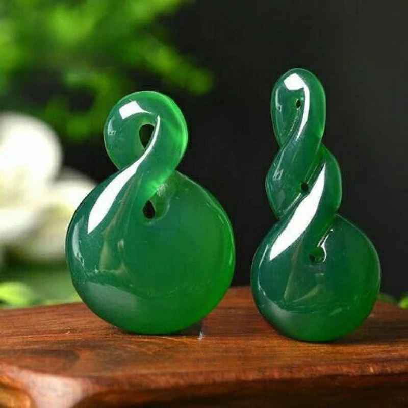 Натуральный зеленый кулон из халцедона "Судьба, оправдывающая судьбу" - Счастливый амулет в форме восьмерки для мужчин и женщин, Фэн-шуй: богатство и защита
Натуральный зеленый кулон из халцедона "Судьба, оправдывающая судьбу" - Счастливый амулет в форме восьмерки для мужчин и женщин, Фэн-шуй: богатство и защита