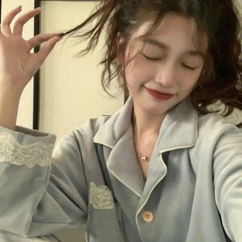 Lady Pajama Set Autumn and Winter New Model Thicken Fleece-Lined Keep Warm Lace Homewear Cute Sweet Comfortable Fashion
Lady Pajama Set Autumn and Winter New Model Thicken Fleece-Lined Keep Warm Lace Homewear Cute Sweet Comfortable Fashion