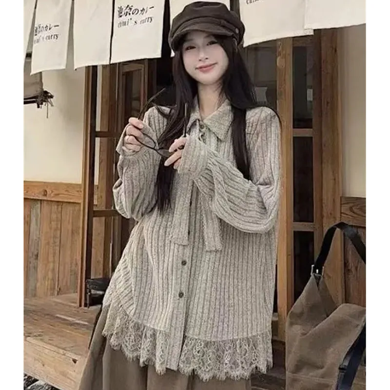 Femme High-end Lace Patchwork Shirts French Women Large Size 4XL Shirts Coat Spring Summer Ladies New Long Sleeves Ribbon Blouse
Femme High-end Lace Patchwork Shirts French Women Large Size 4XL Shirts Coat Spring Summer Ladies New Long Sleeves Ribbon Blouse