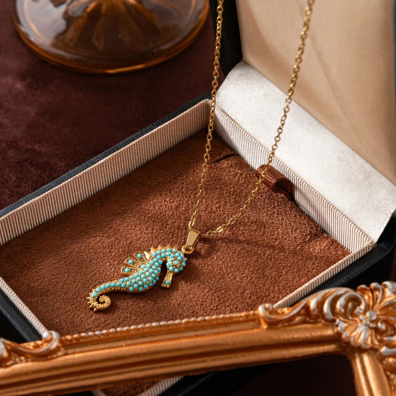 Stainless Steel Fashion Literary Blue Seahorse Pendant Necklace for Women Diamond Inlaid 18K Gold Plated Jewelry Gift
Stainless Steel Fashion Literary Blue Seahorse Pendant Necklace for Women Diamond Inlaid 18K Gold Plated Jewelry Gift