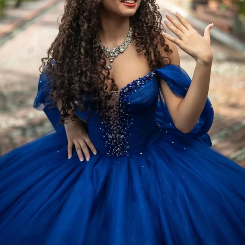 Royal Blue Quinceanera Dress Sequins Decal Crystal Layering Long tail off-shoulder Bow Vestidos De 15 Quinceanera Customize
Royal Blue Quinceanera Dress Sequins Decal Crystal Layering Long tail off-shoulder Bow Vestidos De 15 Quinceanera Customize