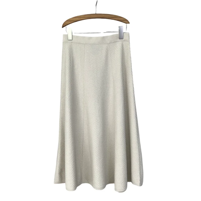 Женская модная юбка на каждый день, простая классическая юбка миди для повседневной носки, стиль BA1823
Женская модная юбка на каждый день, простая классическая юбка миди для повседневной носки, стиль BA1823