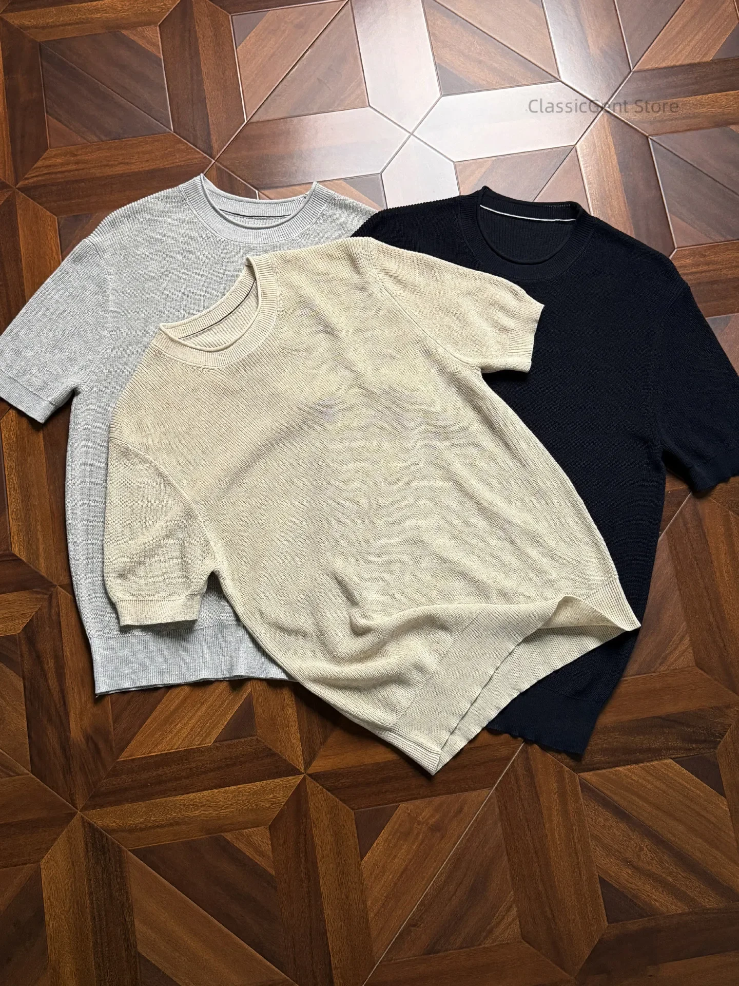 Fine rib texture knitted short sleeves, comfortable and light business half-sleeved T-shirt
Fine rib texture knitted short sleeves, comfortable and light business half-sleeved T-shirt