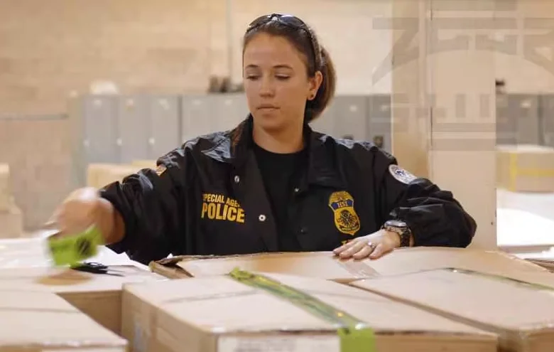 DHS HSI US Department of Homeland Security Homeland Security Investigation Agency Tactical Identification Windbreaker
DHS HSI US Department of Homeland Security Homeland Security Investigation Agency Tactical Identification Windbreaker