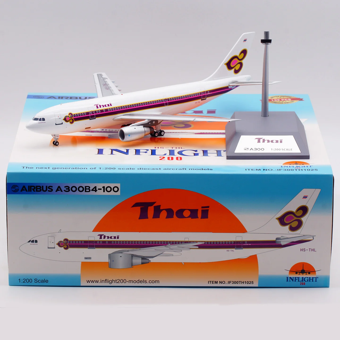 IF300TH1025 Alloy Collectible Plane Gift INFLIGHT 1:200 Thai Airways Airbus A300B4-100 Diecast Aircraft Jet Model HS-THL
IF300TH1025 Alloy Collectible Plane Gift INFLIGHT 1:200 Thai Airways Airbus A300B4-100 Diecast Aircraft Jet Model HS-THL