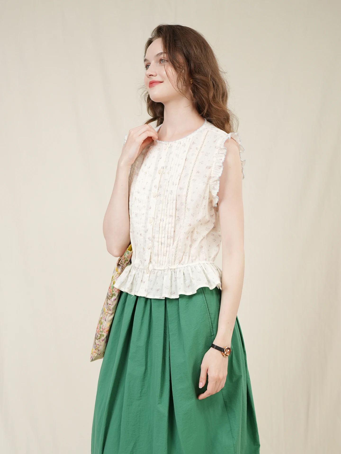 French Style MarchNoon Floral Print Shirt round Neck Sleeveless Gathered Waist Women's Summer Casual Breathable Cotton Top
French Style MarchNoon Floral Print Shirt round Neck Sleeveless Gathered Waist Women's Summer Casual Breathable Cotton Top