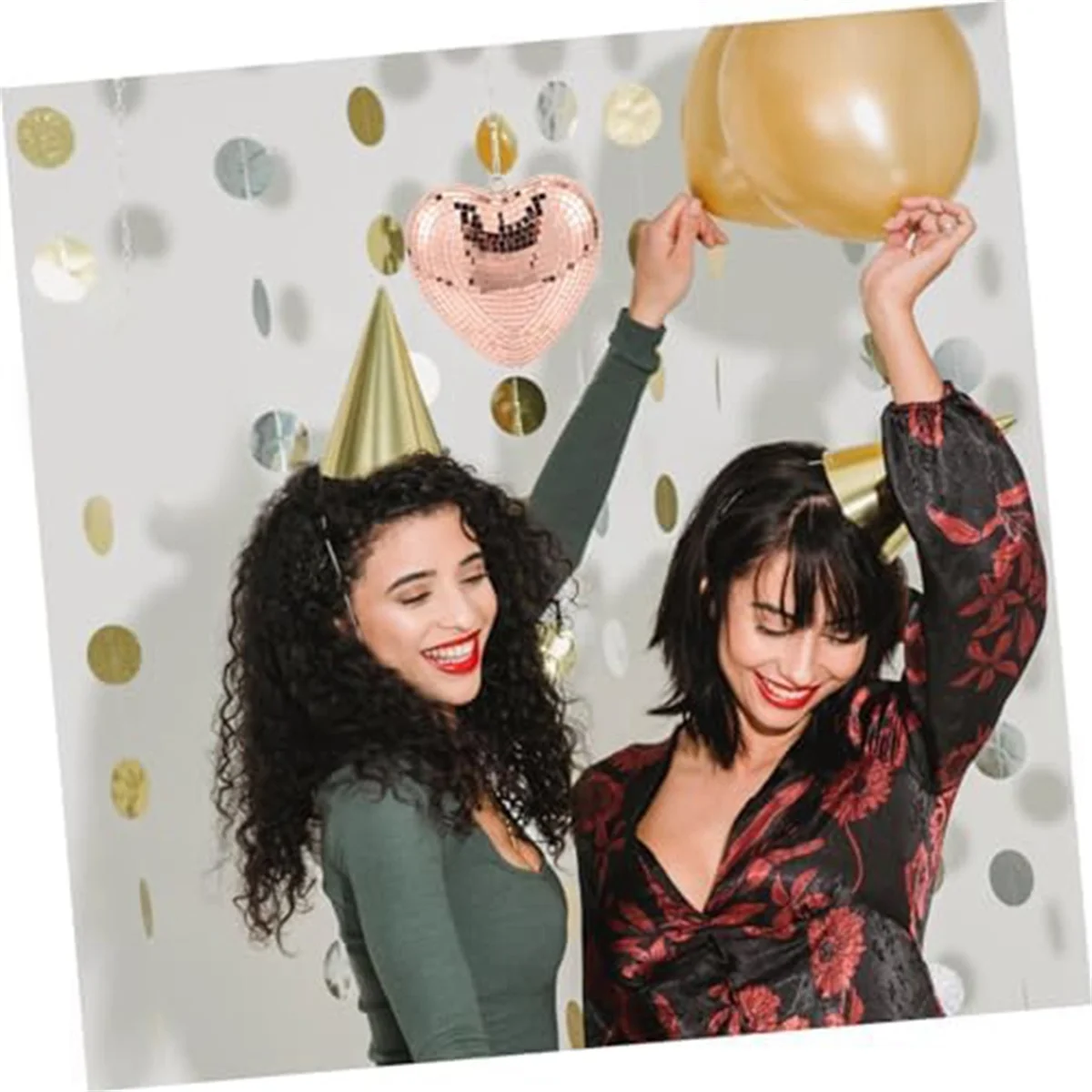 Диско-шарДиско-шар, диско-шар в форме сердца, украшение для бара, КТВ и т. д. Подвесной диско-декор, светоотражающий диско-шар в стиле ретро
Диско-шарДиско-шар, диско-шар в форме сердца, украшение для бара, КТВ и т. д. Подвесной диско-декор, светоотражающий диско-шар в стиле ретро