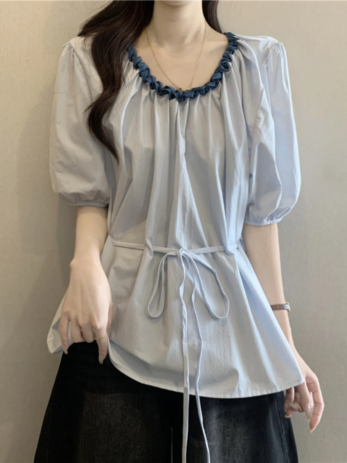 Slimming V-Neck Short Sleeve Women's Base Shirt Summer plus Size Belted Waist Cinch Tummy Cover up Top Korean Style Commute
Slimming V-Neck Short Sleeve Women's Base Shirt Summer plus Size Belted Waist Cinch Tummy Cover up Top Korean Style Commute