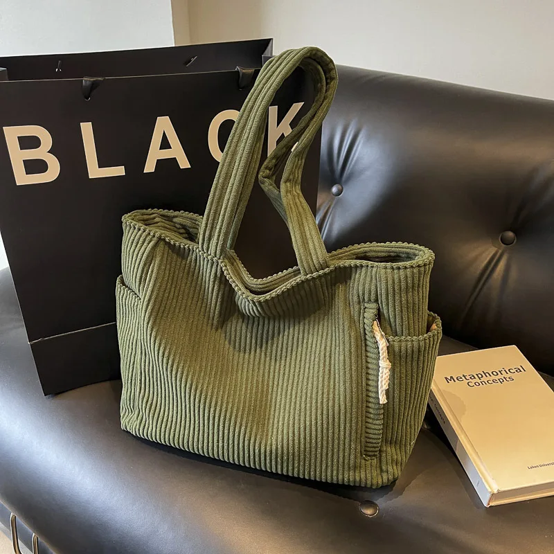 Новая зимняя флисовая сумка-тоут для женщин, модная однотонная дизайнерская роскошная сумка на плечо, повседневные стильные сумки для женщин
Новая зимняя флисовая сумка-тоут для женщин, модная однотонная дизайнерская роскошная сумка на плечо, повседневные стильные сумки для женщин