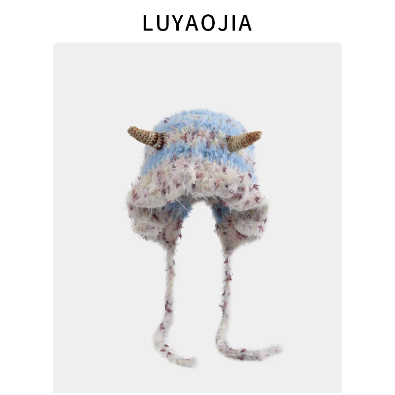 Sweet and cute knitted wool hat women's autumn and winter plush warm ear protection pullover hat
Sweet and cute knitted wool hat women's autumn and winter plush warm ear protection pullover hat
