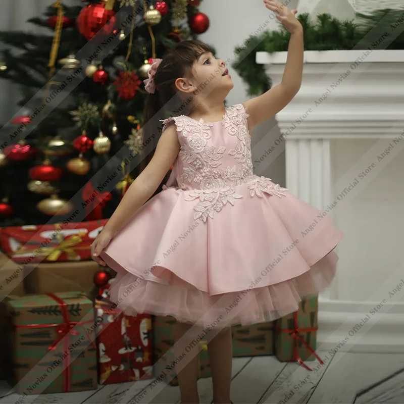 Pink Cap Sleeve First Communion Dress for Kids Satin Bow Birthday Party Gown Customized Kids Flower Girl Dress
Pink Cap Sleeve First Communion Dress for Kids Satin Bow Birthday Party Gown Customized Kids Flower Girl Dress