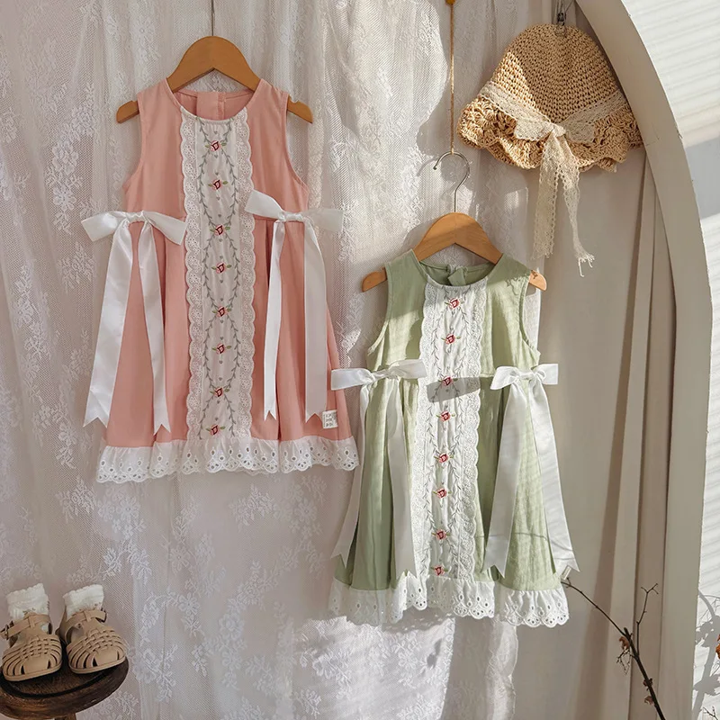 2025 Summer New Korean Style Heavy Duty Lace Butterfly Knot Girls Sleeveless Vest Dress Princess Dress
2025 Summer New Korean Style Heavy Duty Lace Butterfly Knot Girls Sleeveless Vest Dress Princess Dress
