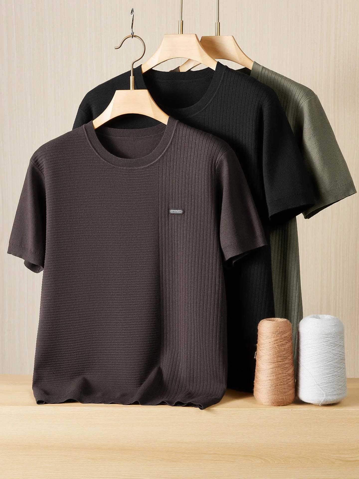 Мужской трикотажный свитер свободного кроя с круглым вырезом, базовый слой, осень-зима, большие размеры, комфортный, дышащий
Мужской трикотажный свитер свободного кроя с круглым вырезом, базовый слой, осень-зима, большие размеры, комфортный, дышащий