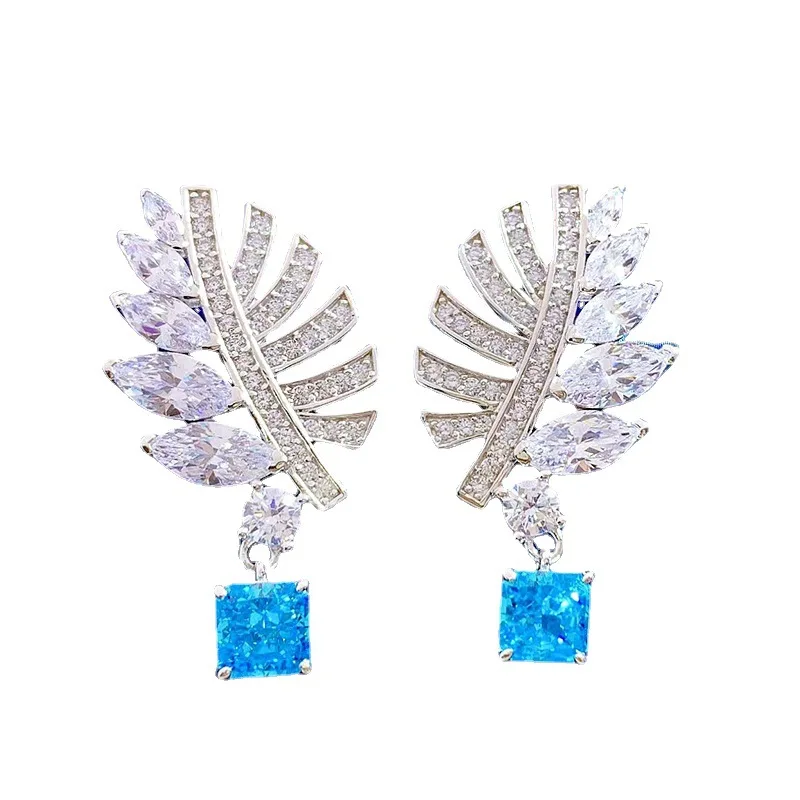 S925 Silver Ear Stud High Carbon Diamond Inlaid with 7 * 7 Sea Blue Treasure Princess Square Feather Versatile Earring Jewelry
S925 Silver Ear Stud High Carbon Diamond Inlaid with 7 * 7 Sea Blue Treasure Princess Square Feather Versatile Earring Jewelry