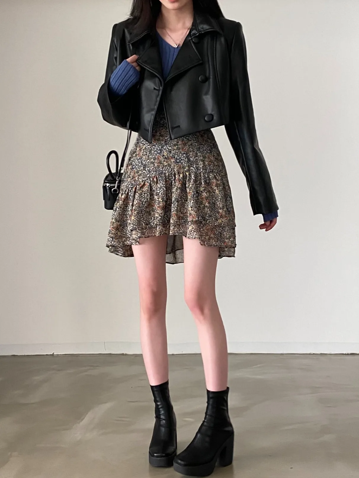 Chic Autumn High-End Feel PU Leather Biker Jaet ort Outerwear Women's Collar Double Row Button Patchwork Faionable Oute...
Chic Autumn High-End Feel PU Leather Biker Jaet ort Outerwear Women's Collar Double Row Button Patchwork Faionable Oute...