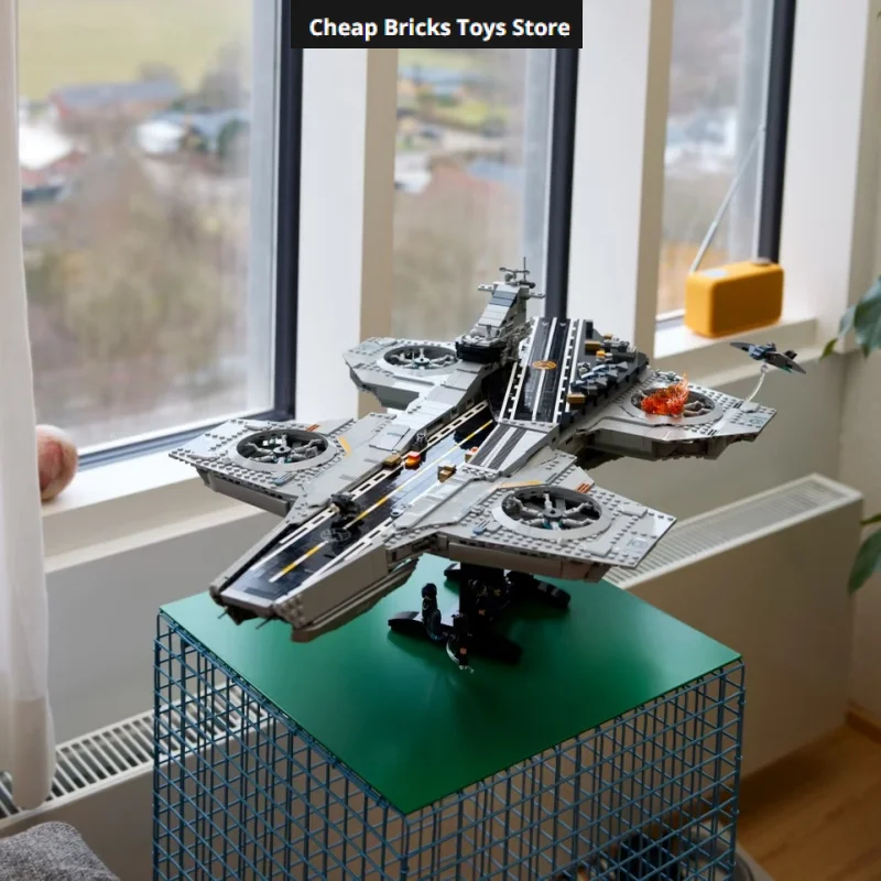 Christmas Birthday Toy Gifts Model Building Blocks Bricks 3057pcs Flying Aircraft Carrier Helicarrier Shield for Family Decor
Christmas Birthday Toy Gifts Model Building Blocks Bricks 3057pcs Flying Aircraft Carrier Helicarrier Shield for Family Decor