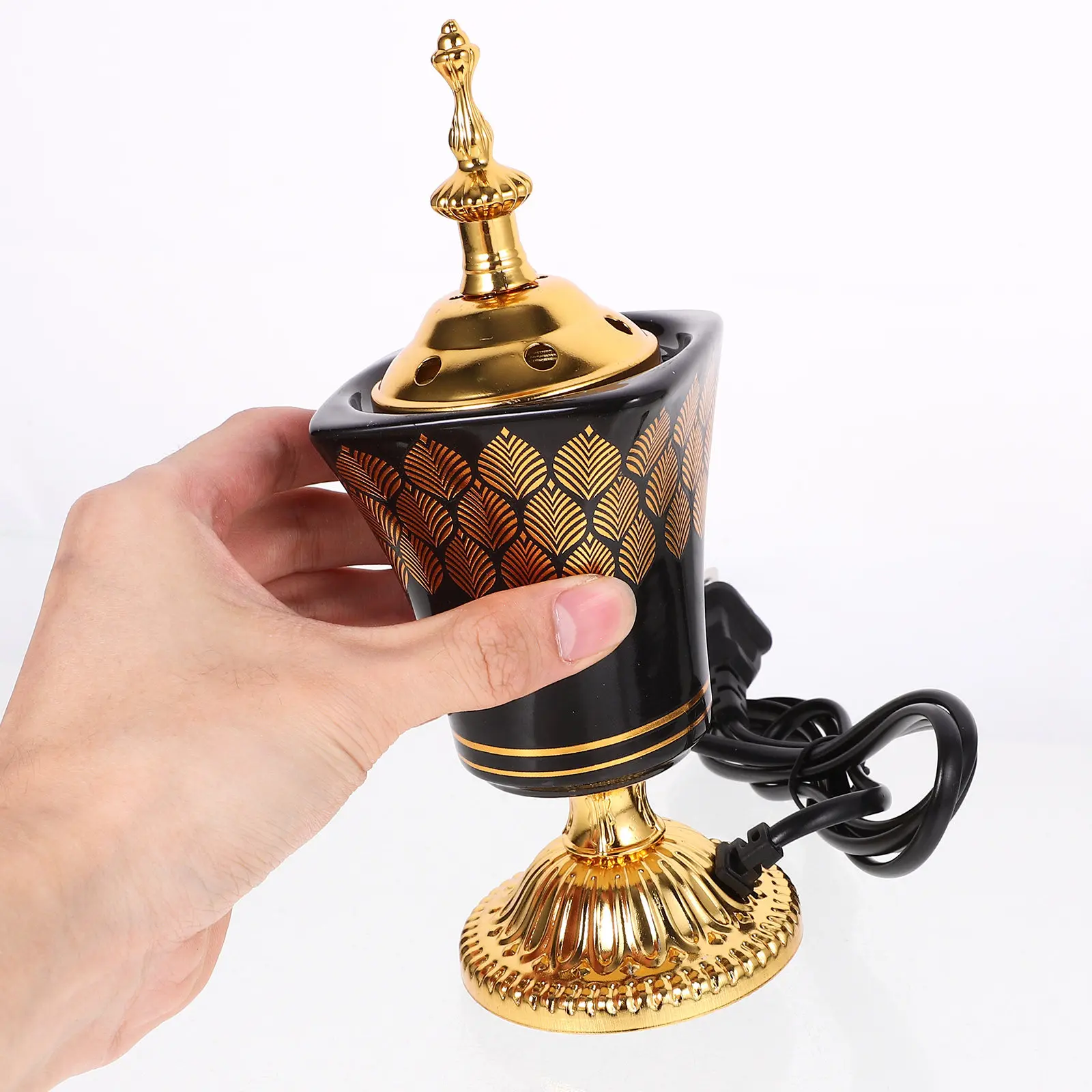 Middle Eastern Style Electric Incense Burner Metal Plug-in Censer Decoration Home Office Aroma Burner Stress Relief
Middle Eastern Style Electric Incense Burner Metal Plug-in Censer Decoration Home Office Aroma Burner Stress Relief
