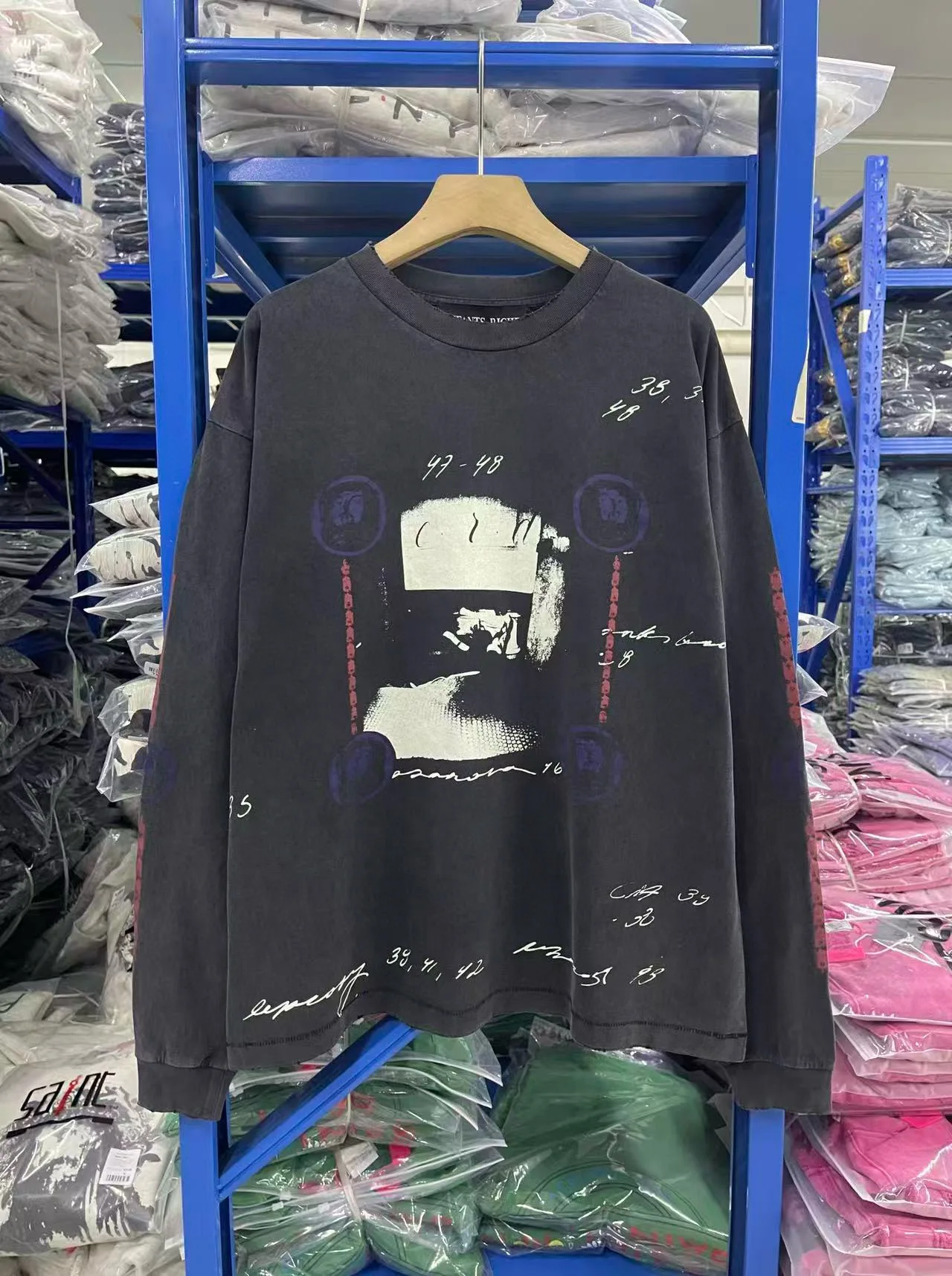 Ретро-футболка с длинным рукавом для мужчин, повседневная, удобная, из смесового хлопка и полиэстера, осенняя, с круглым вырезом
Ретро-футболка с длинным рукавом для мужчин, повседневная, удобная, из смесового хлопка и полиэстера, осенняя, с круглым вырезом