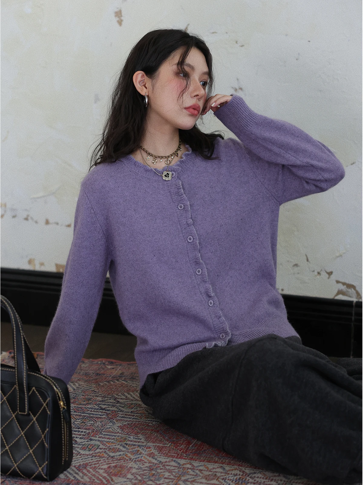 Вязаный кардиган DR Vintage Color Blo Design с круглым вырезом, мягкий, из смесовой шерсти альпака, для женщин, осень-зима, с длинными рукавами
Вязаный кардиган DR Vintage Color Blo Design с круглым вырезом, мягкий, из смесовой шерсти альпака, для женщин, осень-зима, с длинными рукавами