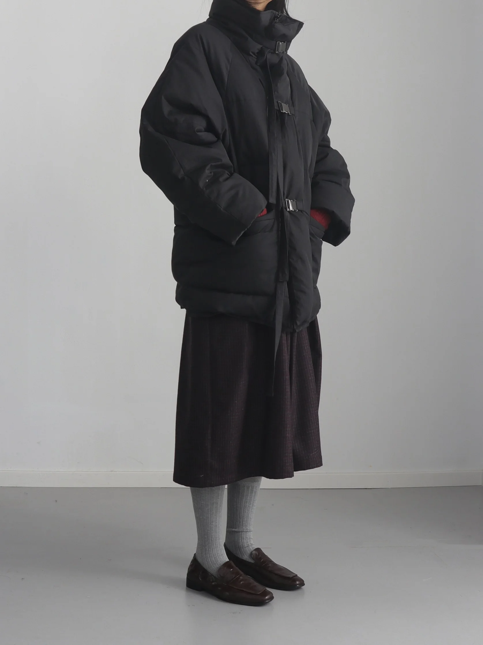 Утепленное длинное пальто Whooos Thiened для женщин, с воротником-стойкой, на молнии, зимняя верхняя одежда, эффект стройности
Утепленное длинное пальто Whooos Thiened для женщин, с воротником-стойкой, на молнии, зимняя верхняя одежда, эффект стройности