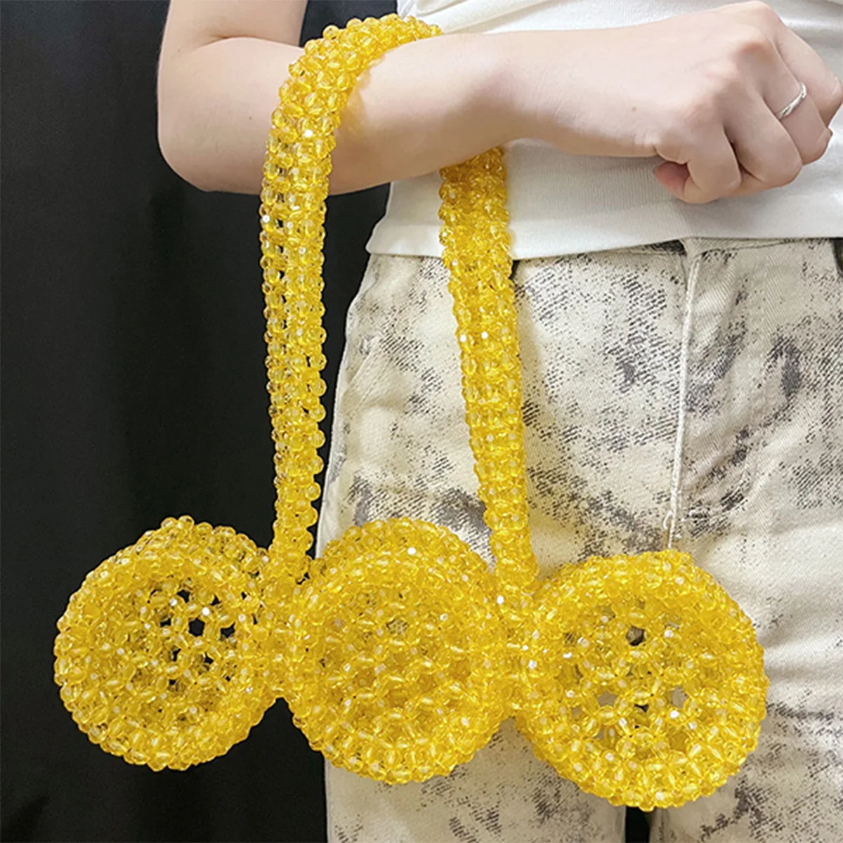 Summer Handmade Bead Woven Shoulder Bag Cherry Shaped Bright Color Handbag Niche Design Personalized Fashion Retro Wallet
Summer Handmade Bead Woven Shoulder Bag Cherry Shaped Bright Color Handbag Niche Design Personalized Fashion Retro Wallet