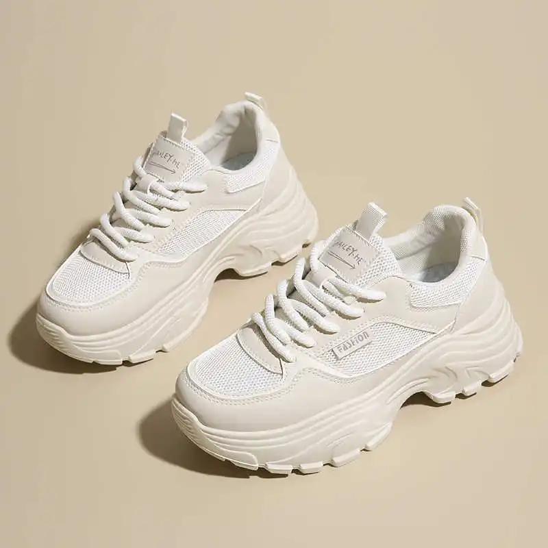 Женские красные кроссовки без каблука, создающие впечатление роскоши, для прогулок, разные модели, спортивные, от супербренда, кеды, теннисные кроссовки
Женские красные кроссовки без каблука, создающие впечатление роскоши, для прогулок, разные модели, спортивные, от супербренда, кеды, теннисные кроссовки