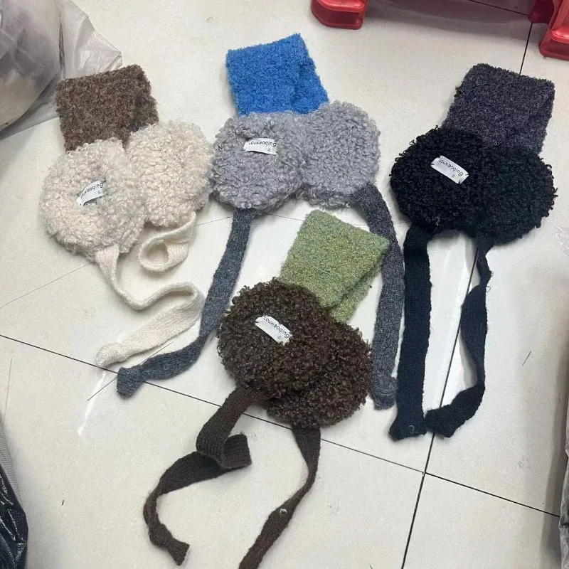 New Rolled Plush Color Matching Earmuffs for Women Winter Travel Warm Ear Protection Versatile Personalized Lace-up Pullover Hat
New Rolled Plush Color Matching Earmuffs for Women Winter Travel Warm Ear Protection Versatile Personalized Lace-up Pullover Hat