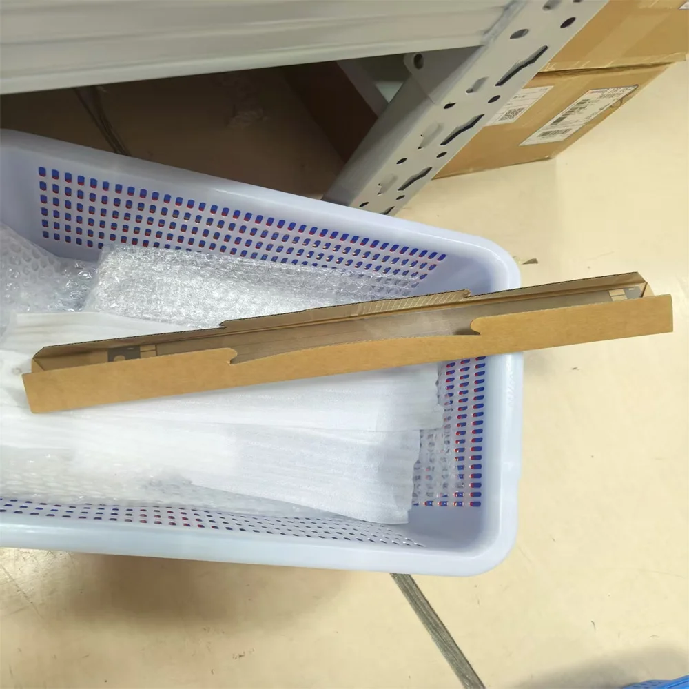 5 шт. A096-2060 для Ricoh Aficio 1060 1075 2051 2060 2075 MP 6000 6001 6002 7000 7502 8000 8001 8002 A096-2057 Коронная сетка заряда
5 шт. A096-2060 для Ricoh Aficio 1060 1075 2051 2060 2075 MP 6000 6001 6002 7000 7502 8000 8001 8002 A096-2057 Коронная сетка заряда