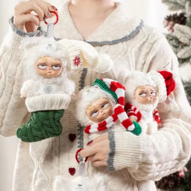 Оригинальная слепая коробка Grumpipi; Кукла бессонницы и Rage V2; Загадочная коробка серии Snow Light Story; Подвеска в виде плюшевой игрушки; Рождественский подарок
Оригинальная слепая коробка Grumpipi; Кукла бессонницы и Rage V2; Загадочная коробка серии Snow Light Story; Подвеска в виде плюшевой игрушки; Рождественский подарок