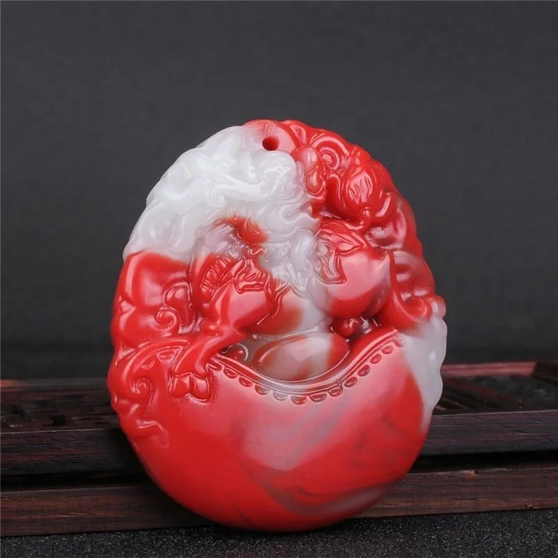 Xinjiang outer Mongolia material Pixiu pendant, bloodstone color jade unicorn jade pendant, male and female models
Xinjiang outer Mongolia material Pixiu pendant, bloodstone color jade unicorn jade pendant, male and female models