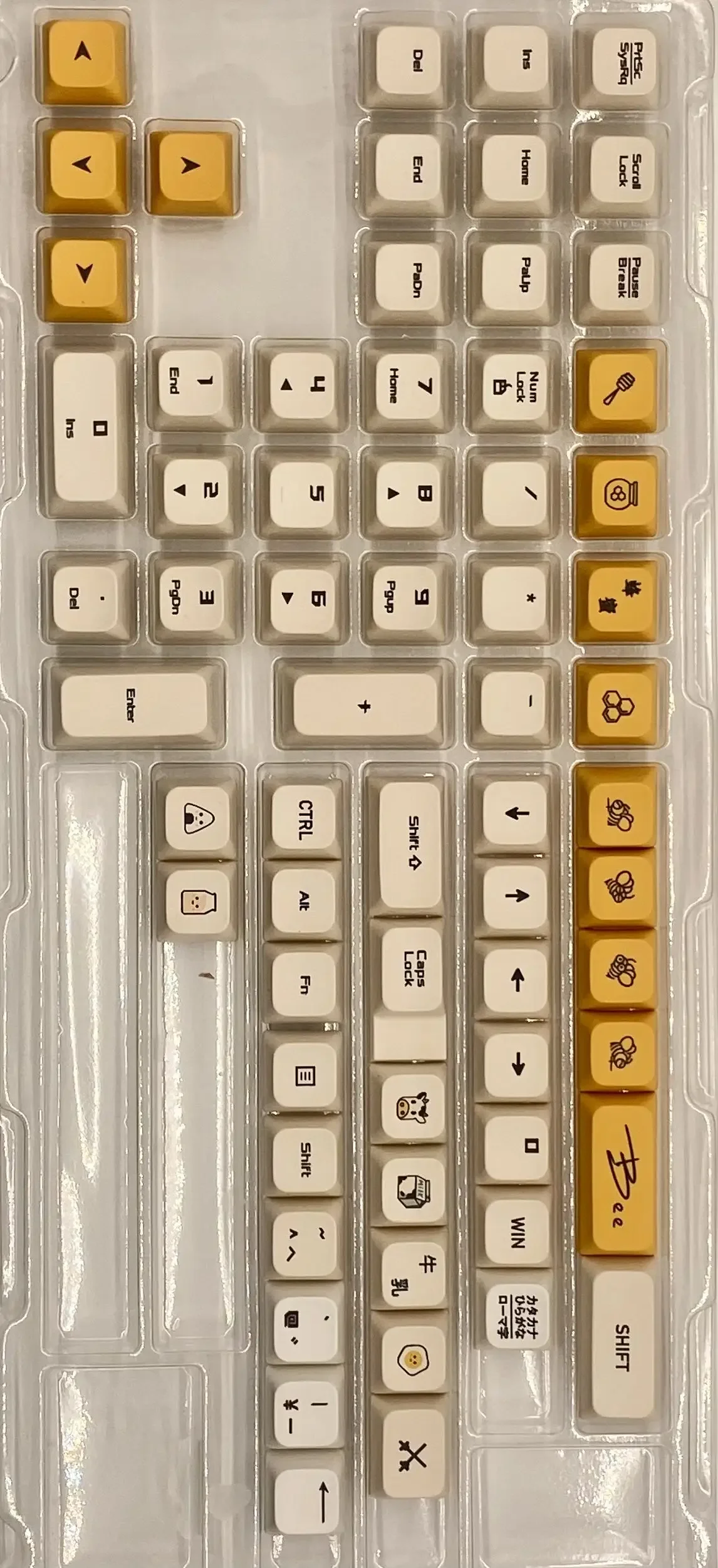 Honey milk hand-drawn font 156 keys large compatible with XDA hot sublimation keycaps Korea, Japan, Russia, France, English and
Honey milk hand-drawn font 156 keys large compatible with XDA hot sublimation keycaps Korea, Japan, Russia, France, English and
