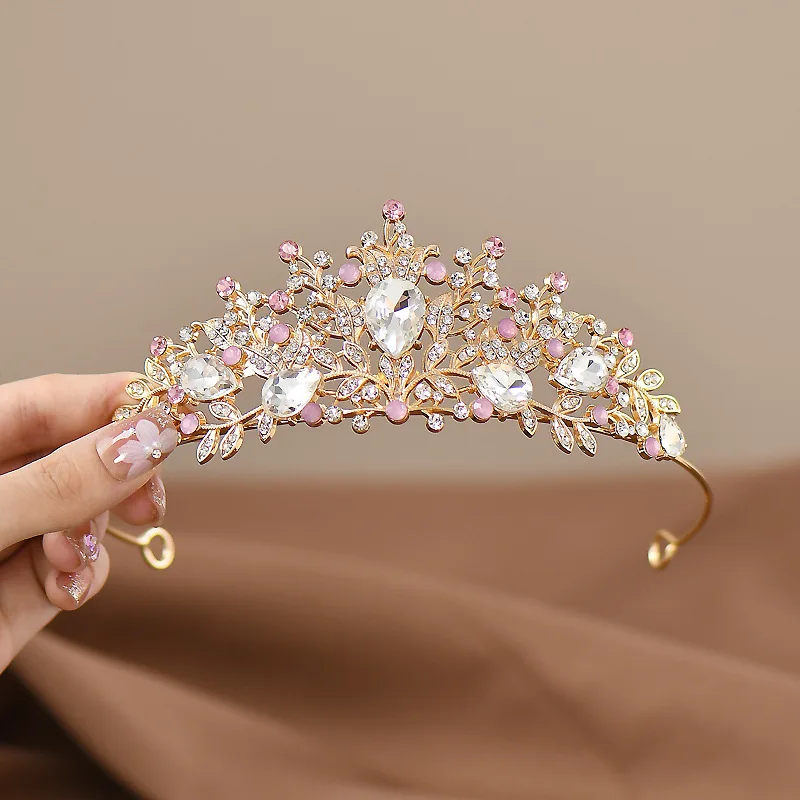 1Pcs Kidsren's Golden Crown Headband Sweet Princess Little Girl Party Catwalk Crown Headband Kidsren's Headwear
1Pcs Kidsren's Golden Crown Headband Sweet Princess Little Girl Party Catwalk Crown Headband Kidsren's Headwear