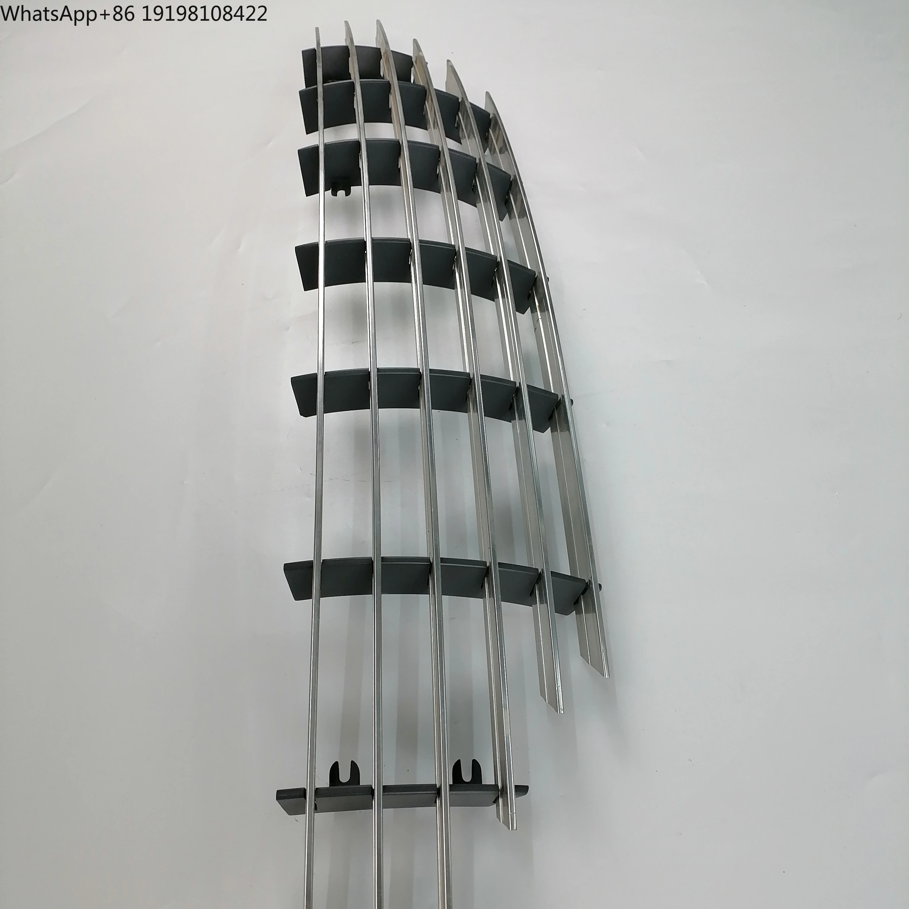 OEM ASTON MARTIN Car Grille 9G33-8A100-BC
OEM ASTON MARTIN Car Grille 9G33-8A100-BC