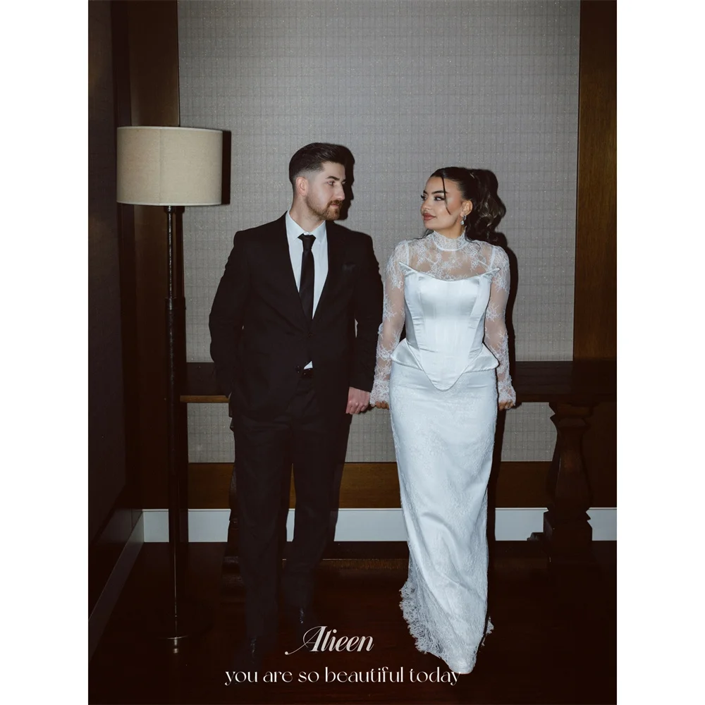 Aileen Lace High white Straight Evening Dress 2026 Prom Dress Illusion Neck Corset Bodice Lace Customized Robes de Soirée
Aileen Lace High white Straight Evening Dress 2026 Prom Dress Illusion Neck Corset Bodice Lace Customized Robes de Soirée